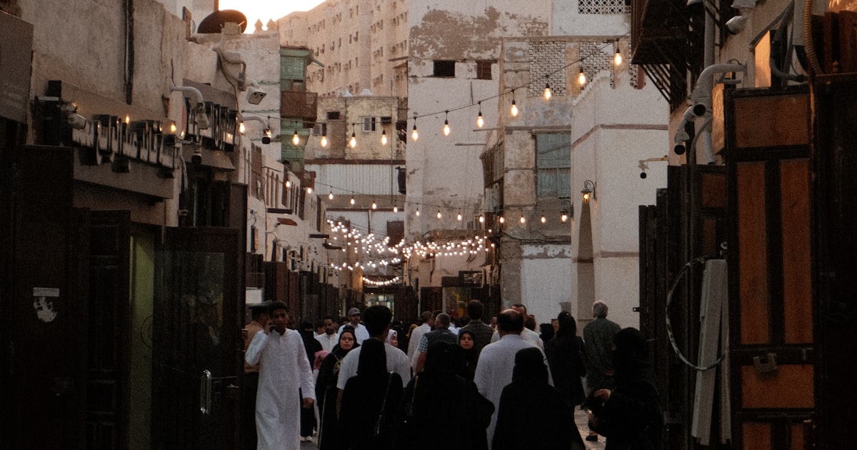 Article image: Saudi Umrah Multi-Entry Visa 2026: Win Loyalty from Repeat Pilgrims