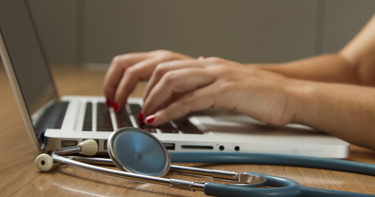 Article image: Saudi Arabia Private Clinic Boom 2026: Online Booking System Guide